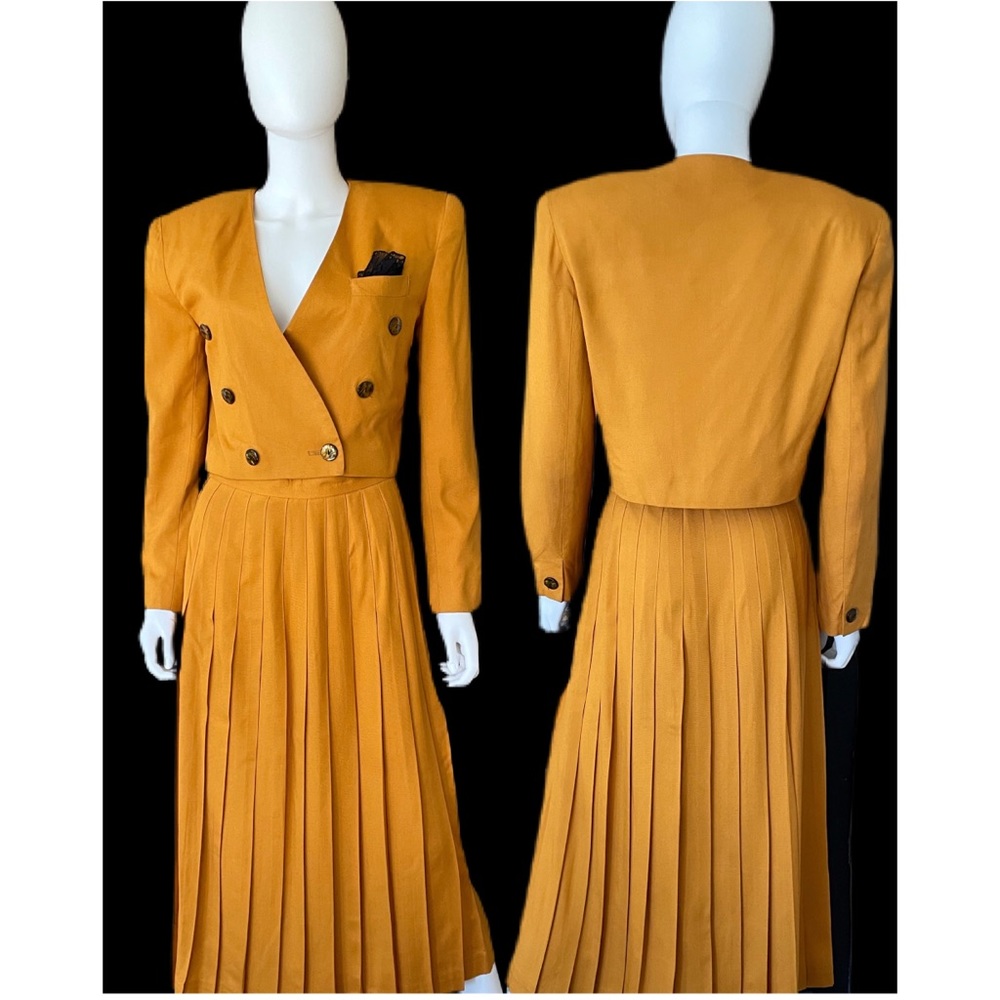 2pc Vintage Skirt Suit